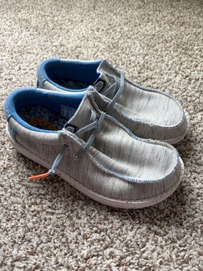 Hey Dude - Light Gray & Blue Kids Slip-On Casual Shoes - Size 4 Big Boys